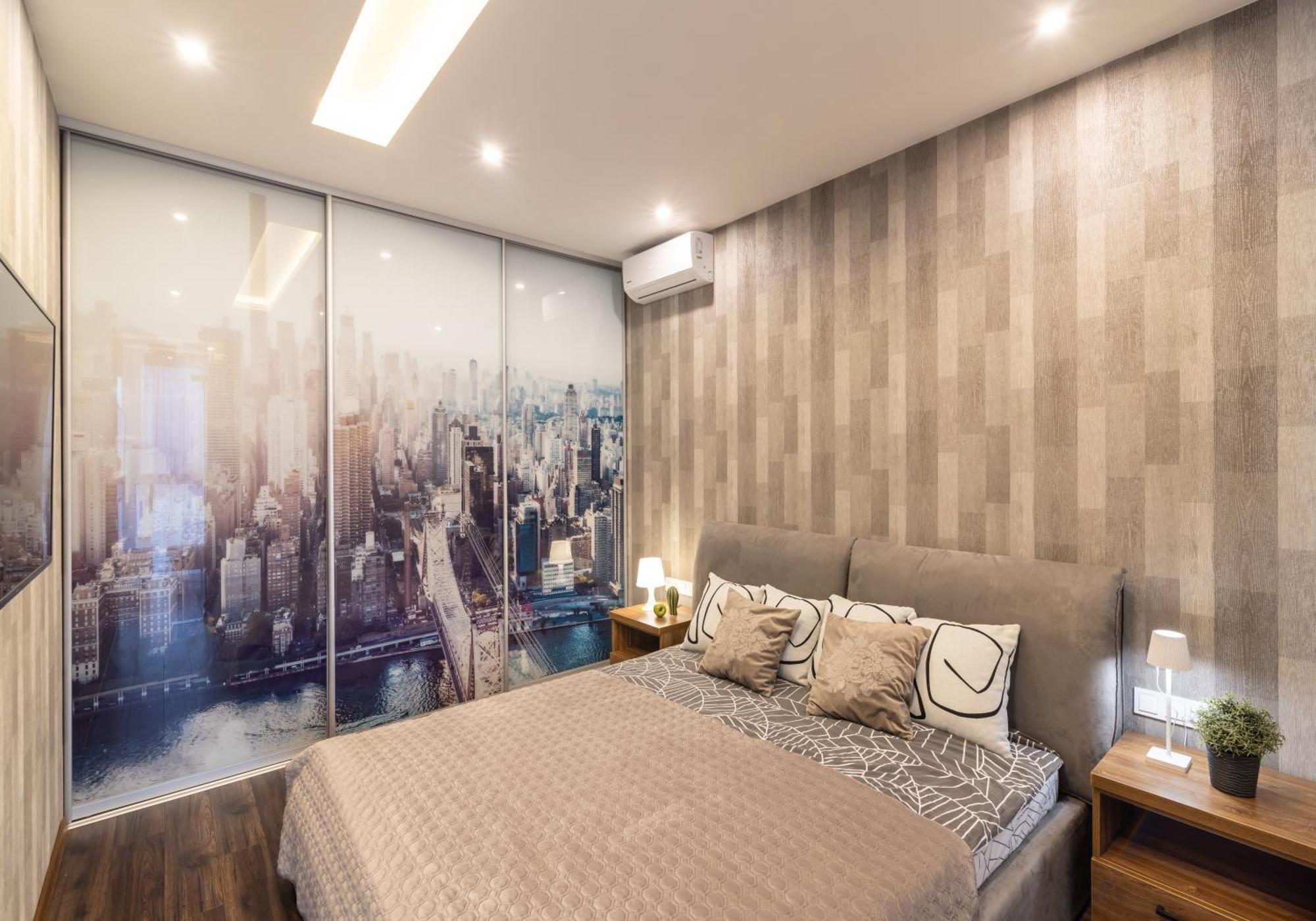 с двумя спальнями с завораживающим видом на возле сити Apartment *
